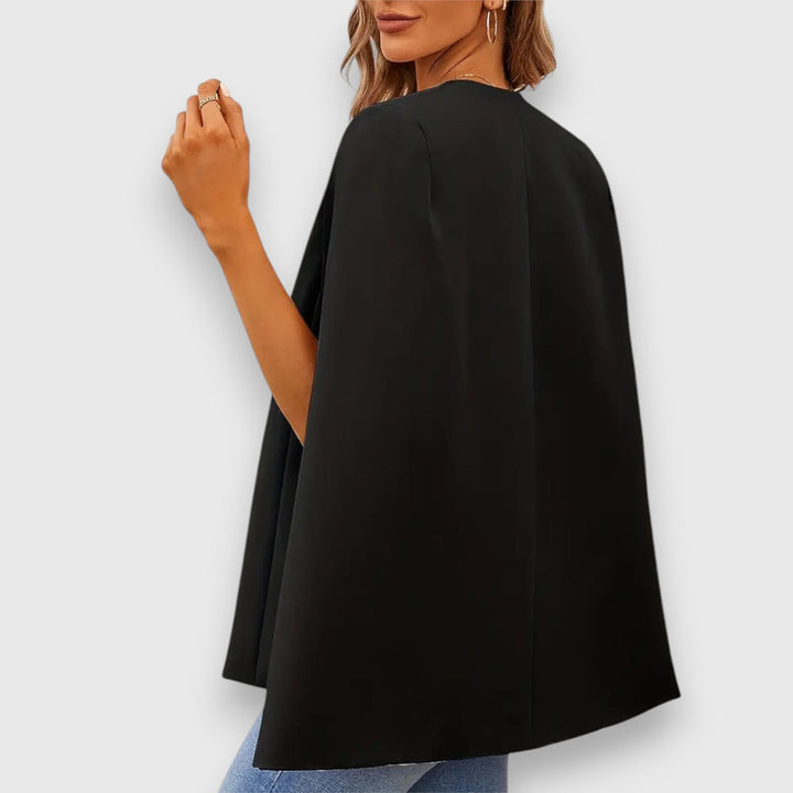 Sofía | Chaqueta negra estilo capa