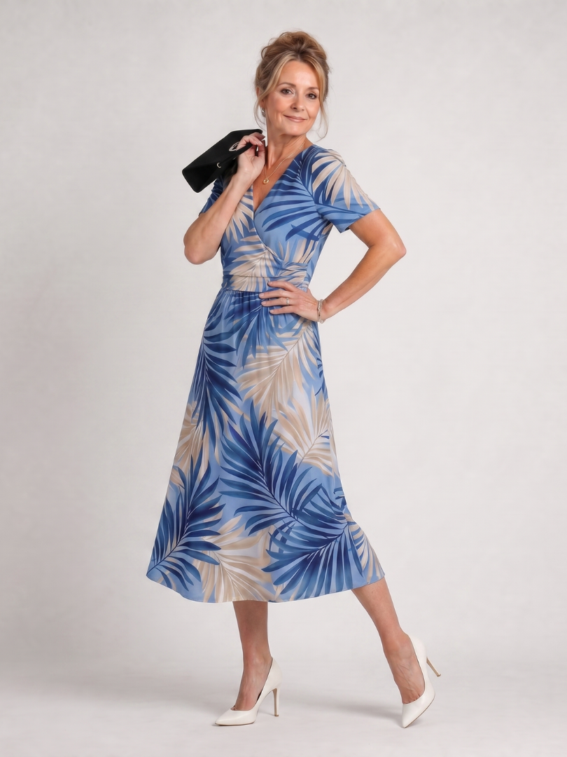 Esperanza | Vestido midi con flores sobre azul claro