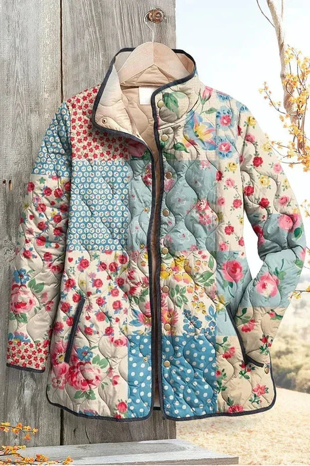 Carmen | Chaqueta acolchada de patchwork con motivos florales
