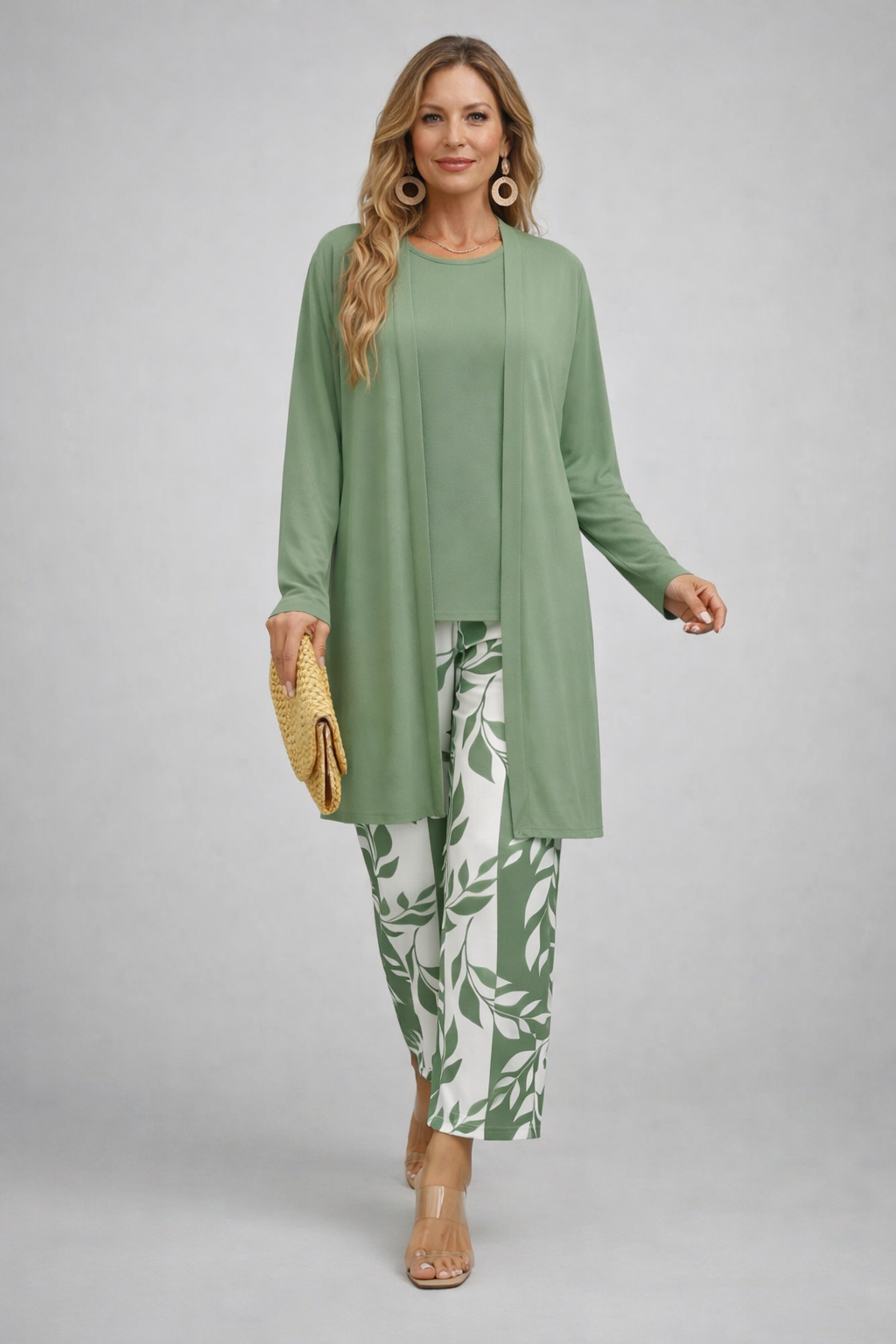 Clara | Conjunto de tres piezas con pantalón estampado en verde