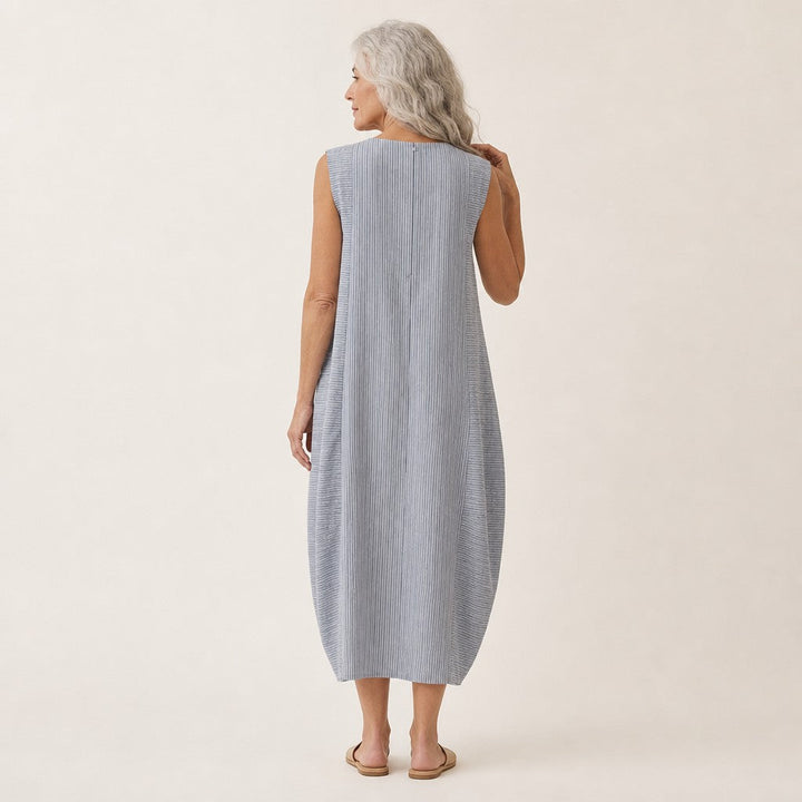 Bárbara | Vestido midi sin mangas de rayas finas azul grisáceo