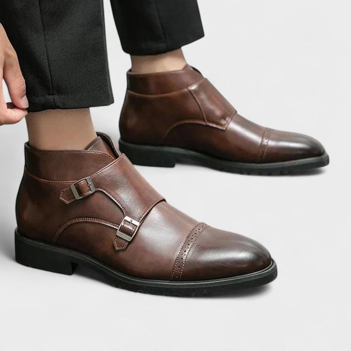 José Nicolás | Botines con doble hebilla