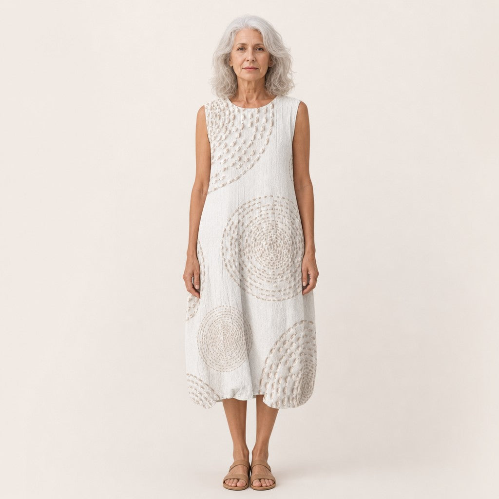 Manuela | Vestido midi sin mangas en blanco con círculos tejidos