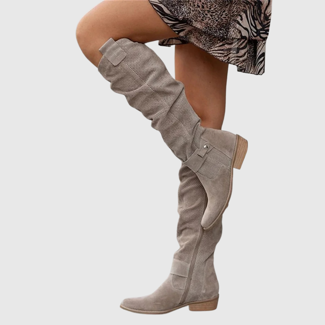 Regina | Botas altas de ante perforado