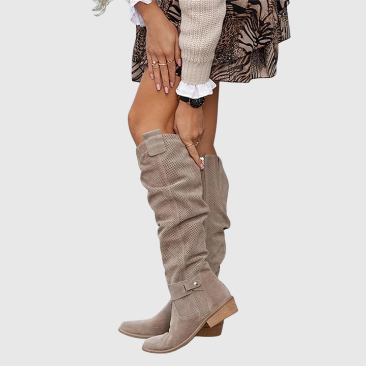 Regina | Botas altas de ante perforado