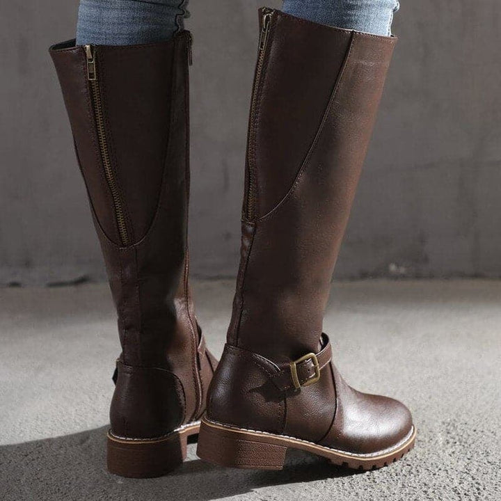 Salomé | Botas altas clásicas con hebilla