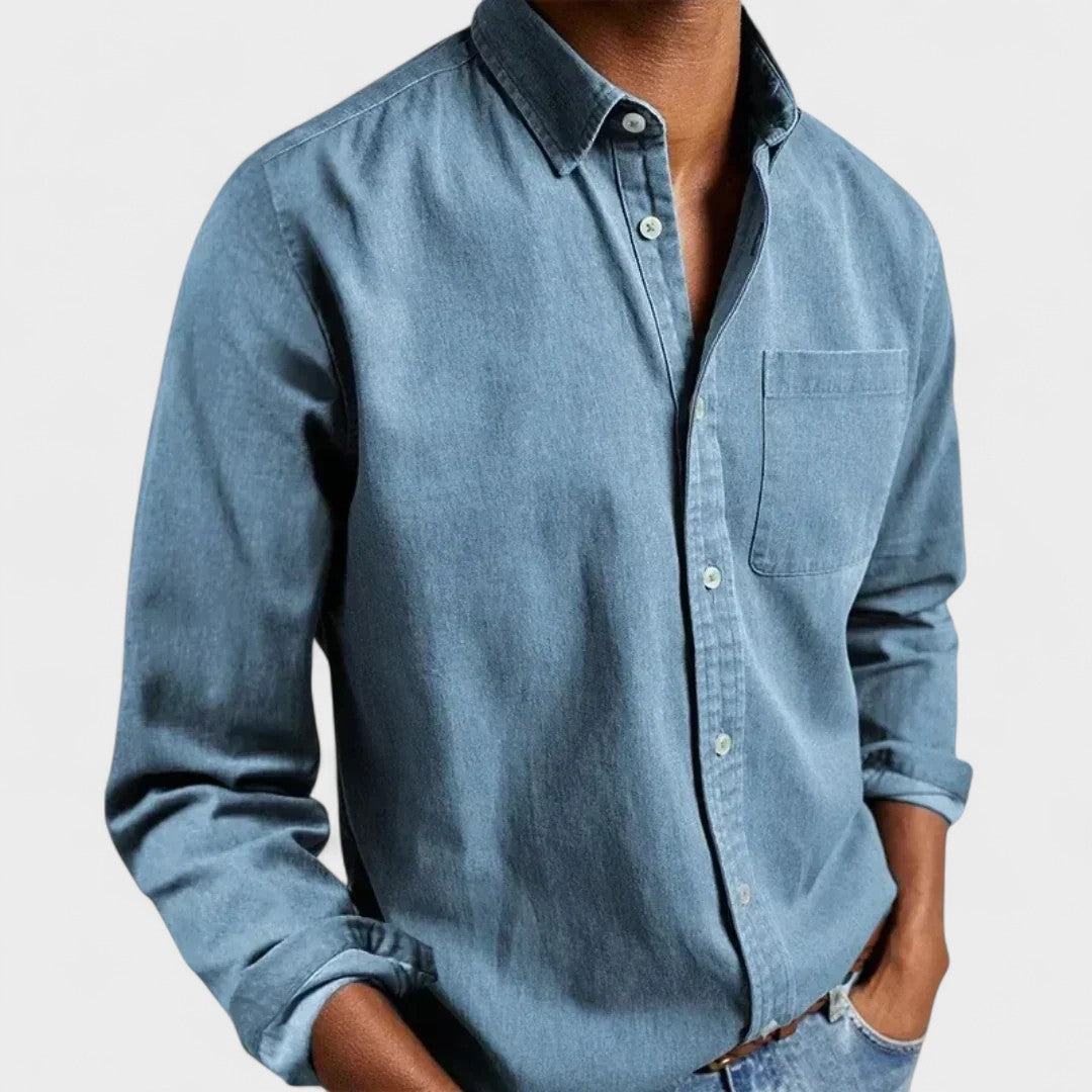 Agustín | Camisa azul marino con cuello button-down