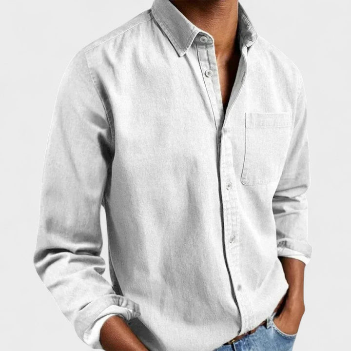 Agustín | Camisa azul marino con cuello button-down