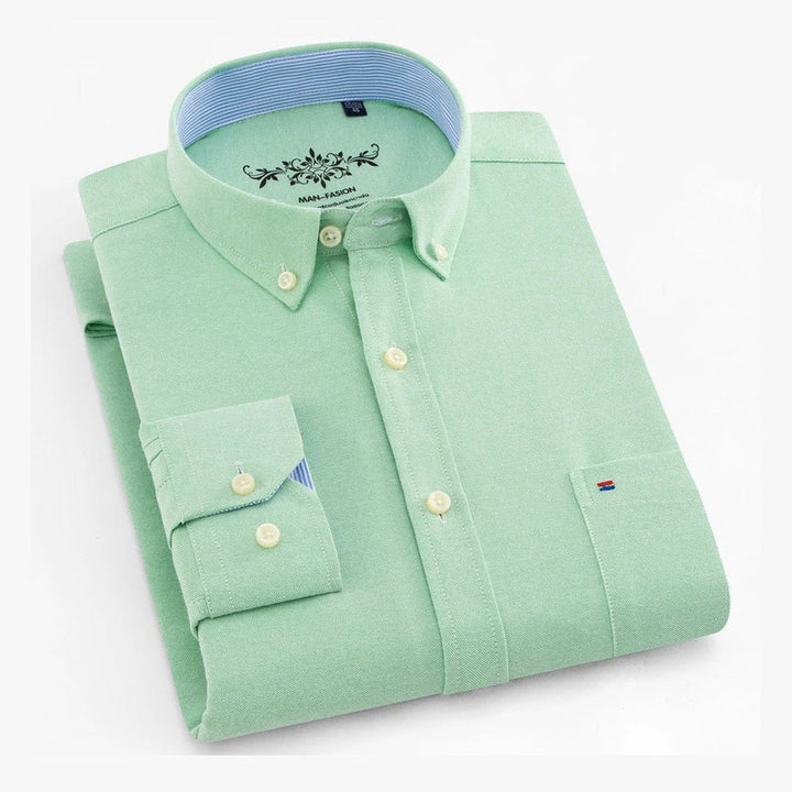 Amador | Camisa verde menta con cuello button-down