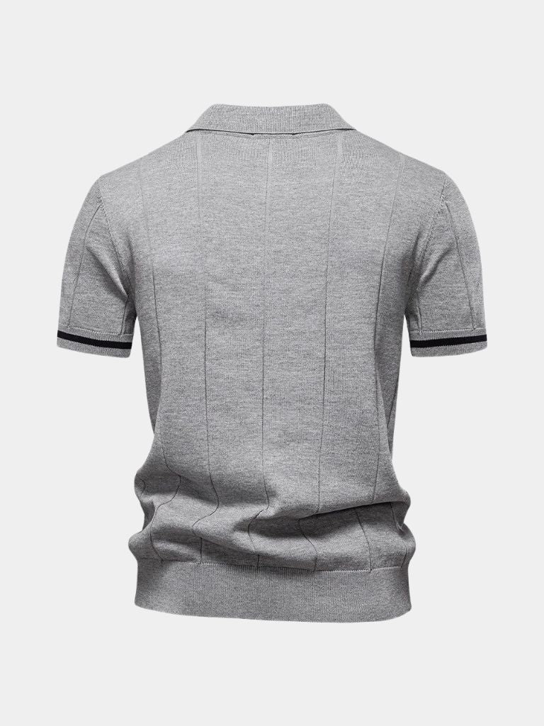Amancio | Polo de punto camel con cuello de cremallera