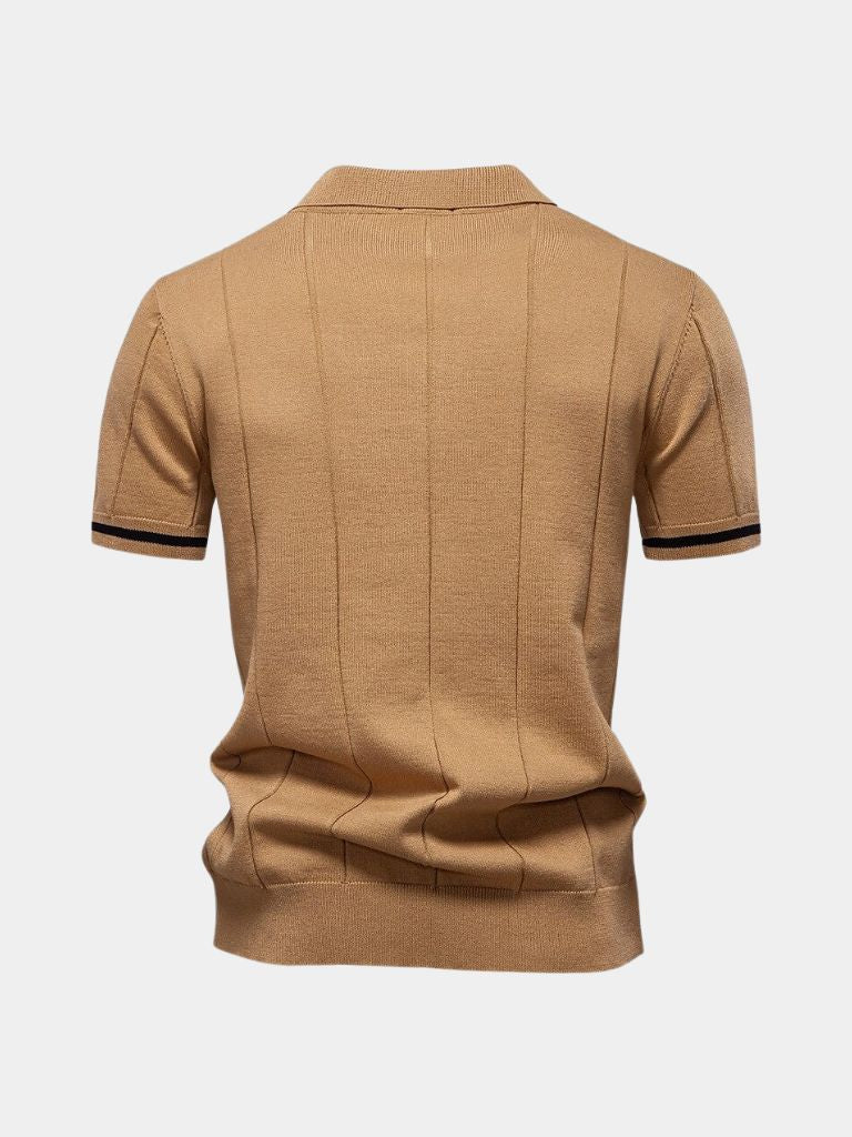 Amancio | Polo de punto camel con cuello de cremallera