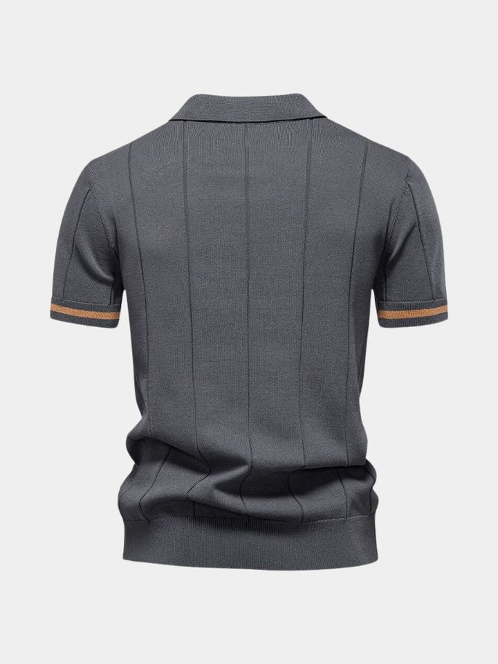 Amancio | Polo de punto camel con cuello de cremallera