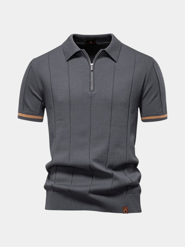 Amancio | Polo de punto camel con cuello de cremallera