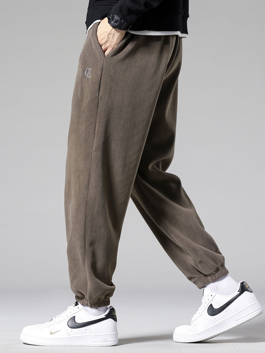 Amaro | Pantalón jogger de forro polar