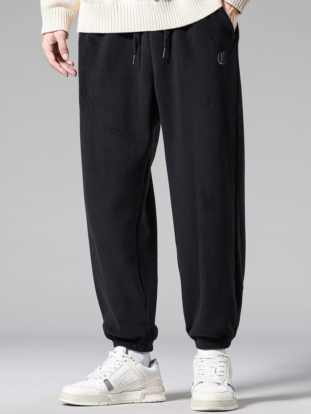Amaro | Pantalón jogger de forro polar