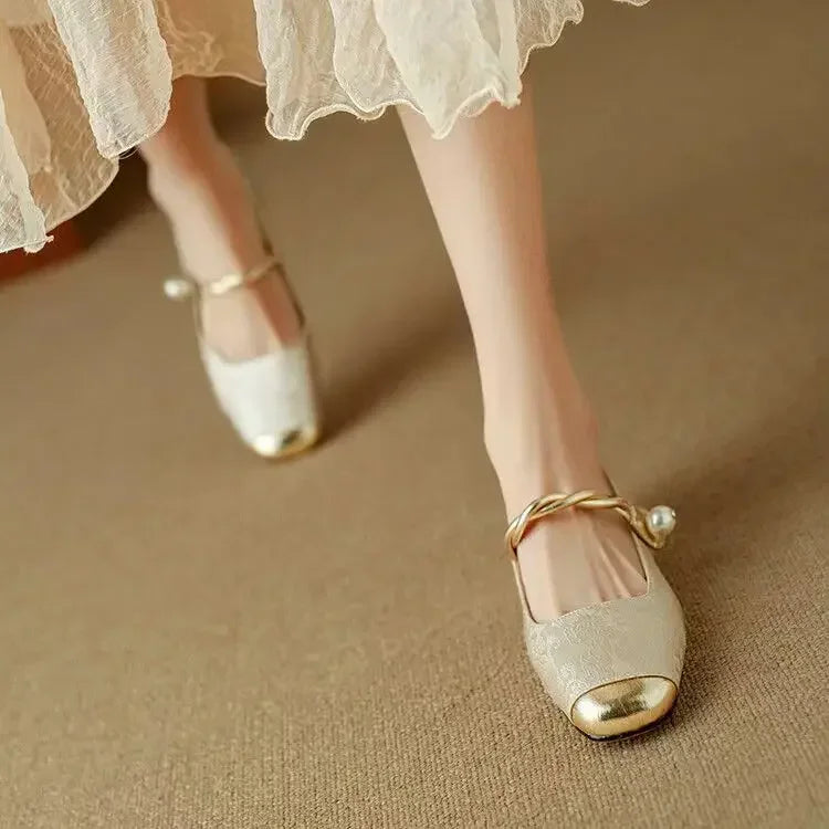 Amparo | Zapatos clásicos con tira