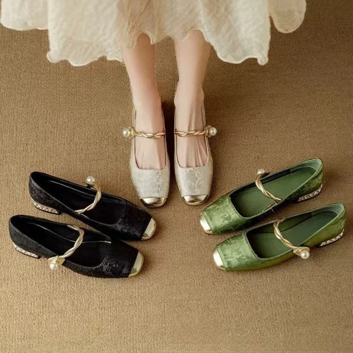Amparo | Zapatos clásicos con tira