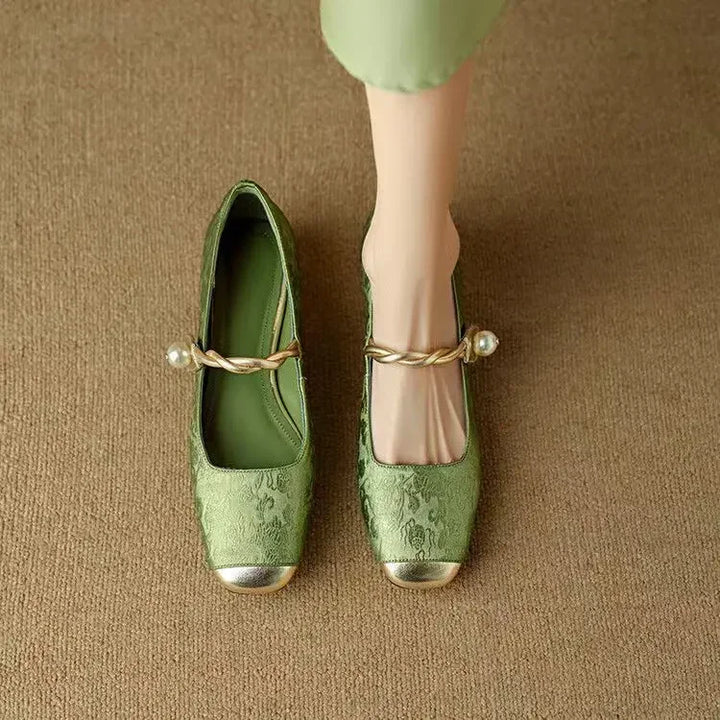 Amparo | Zapatos clásicos con tira