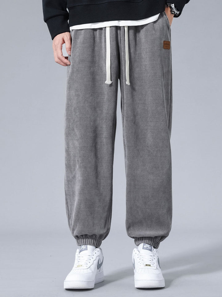 Aquilino | Pantalón jogger de pana de uso diario