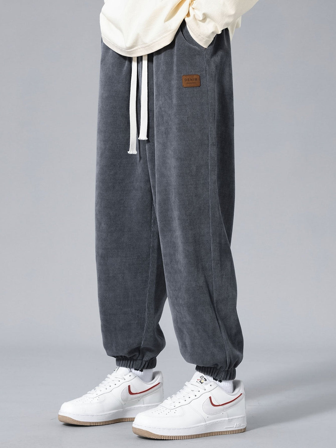 Aquilino | Pantalón jogger de pana de uso diario