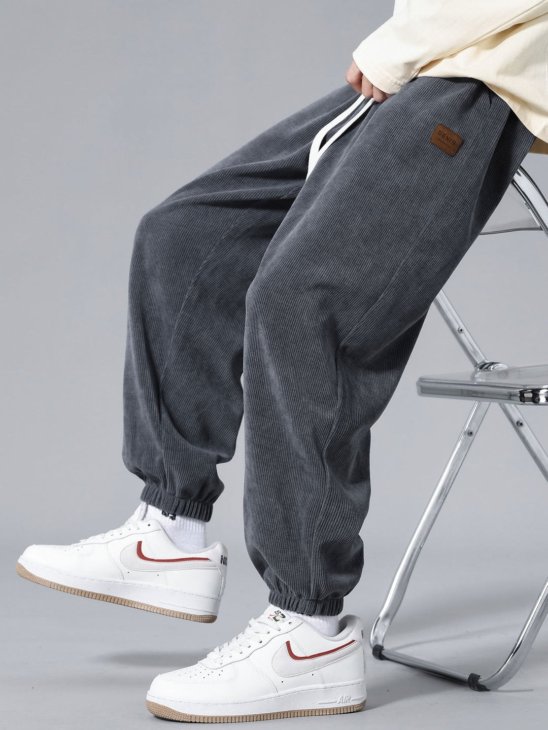 Aquilino | Pantalón jogger de pana de uso diario