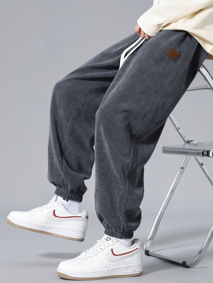 Aquilino | Pantalón jogger de pana de uso diario