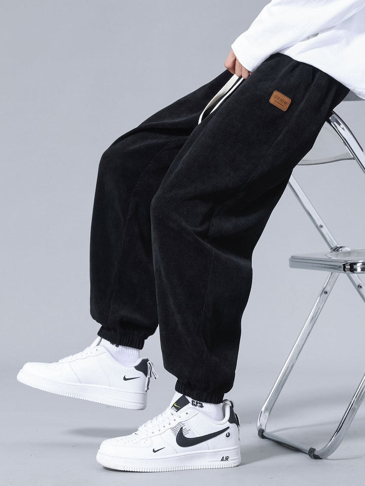 Aquilino | Pantalón jogger de pana de uso diario
