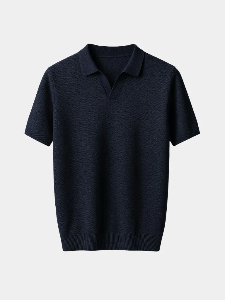 Armando | Polo azul marino con cuello abierto