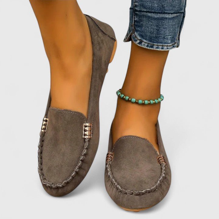 Beatriz | Mocasines turquesa con pespuntes decorativos