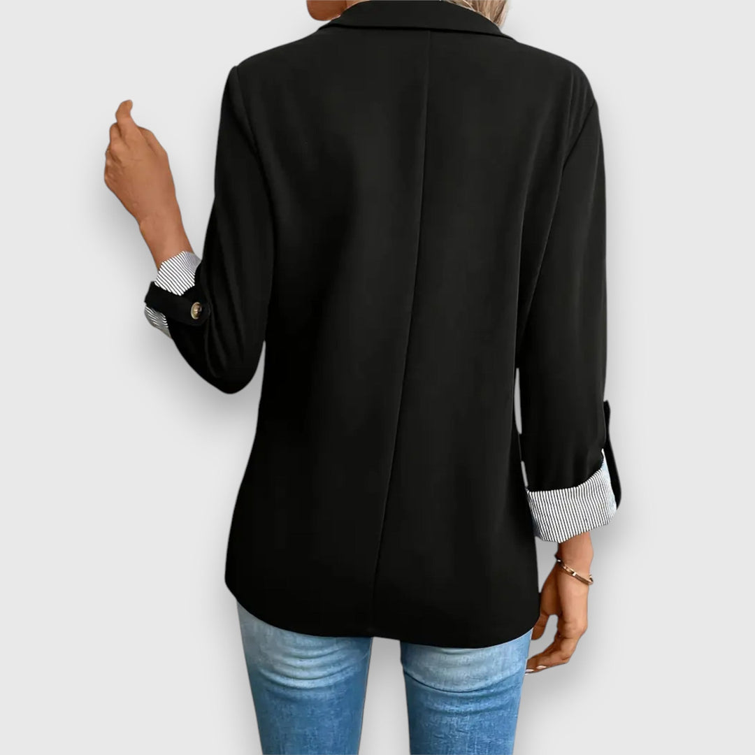Blanca | Blazer elegante de estilo clásico