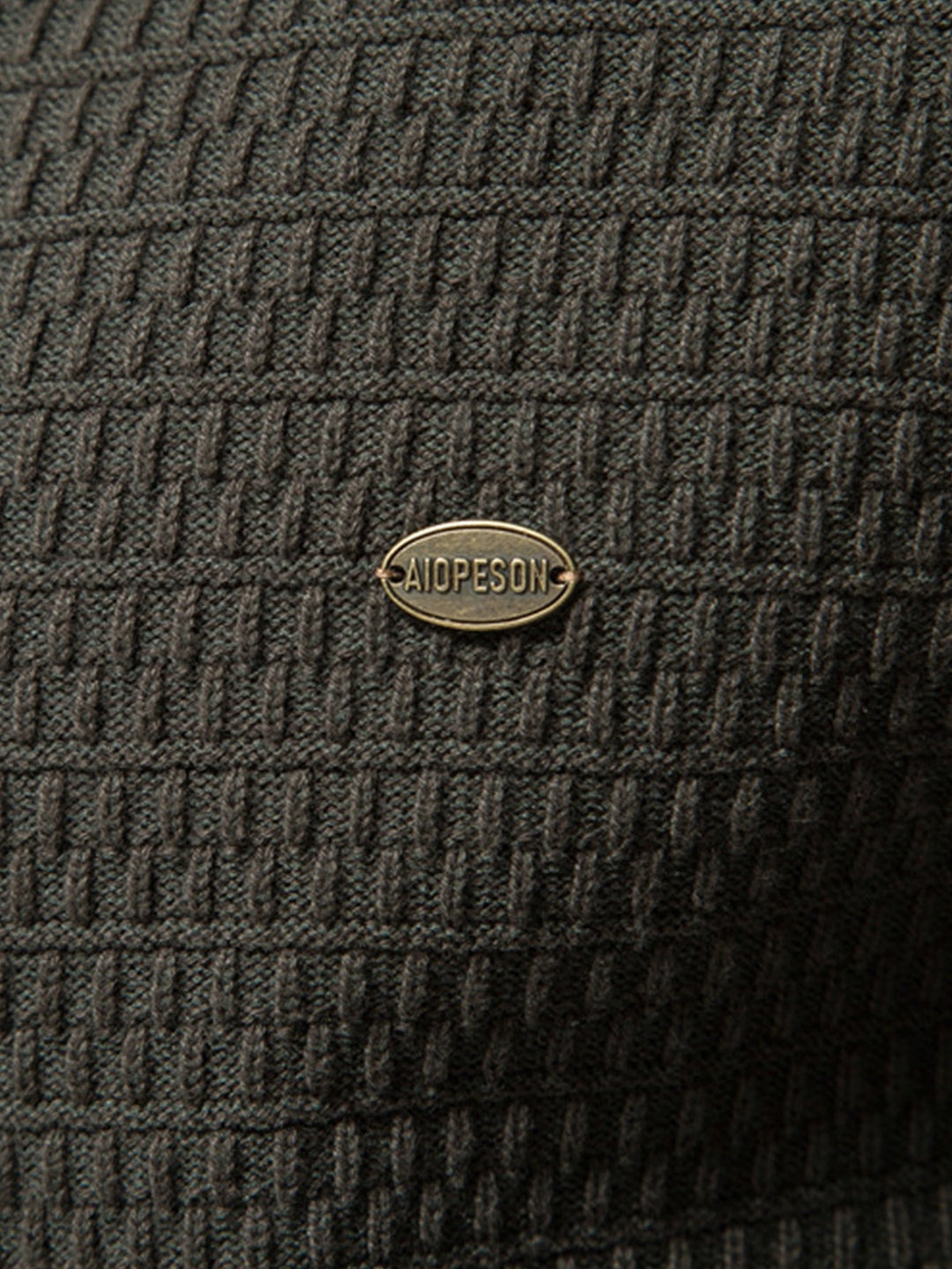Blas | Jersey con textura, cuello alto y botones
