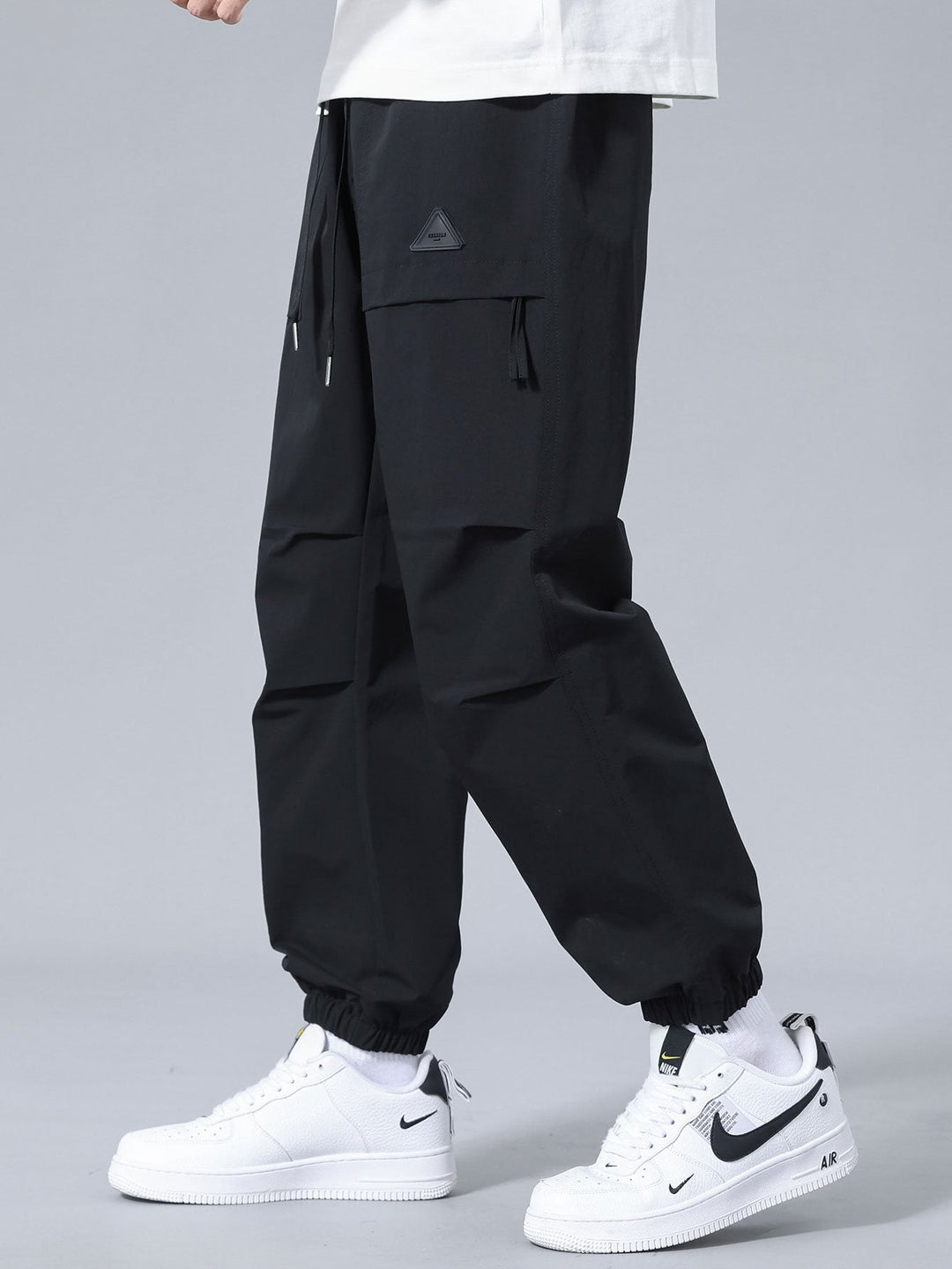 Canuto | Pantalón jogger con cordón