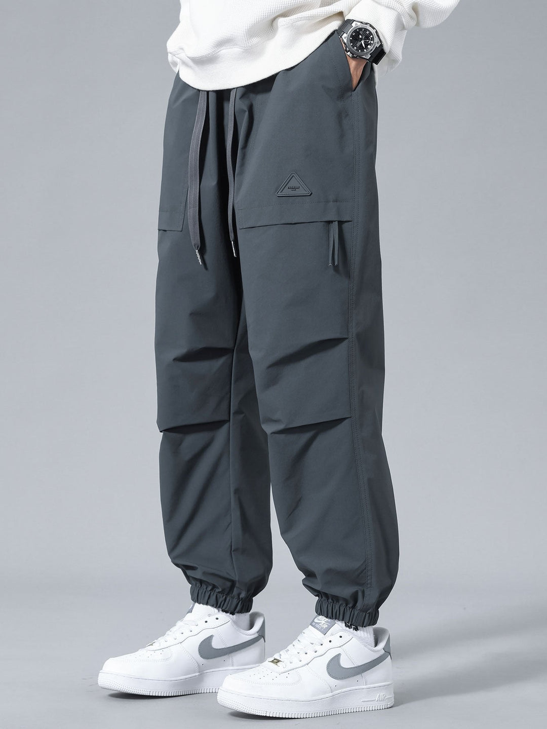 Canuto | Pantalón jogger con cordón