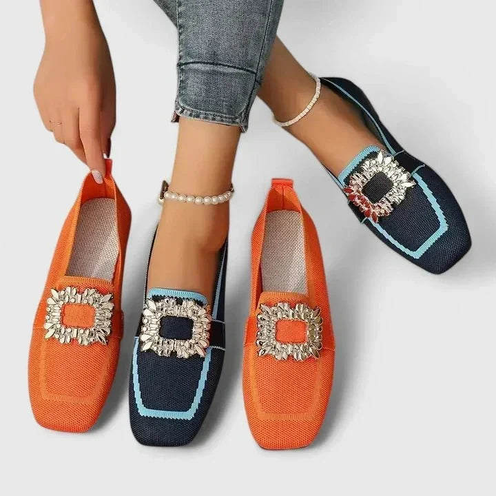 Covadonga | Mocasines azules con hebilla decorativa