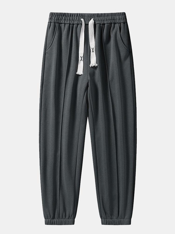Delfín | Pantalón jogger con raya marcada