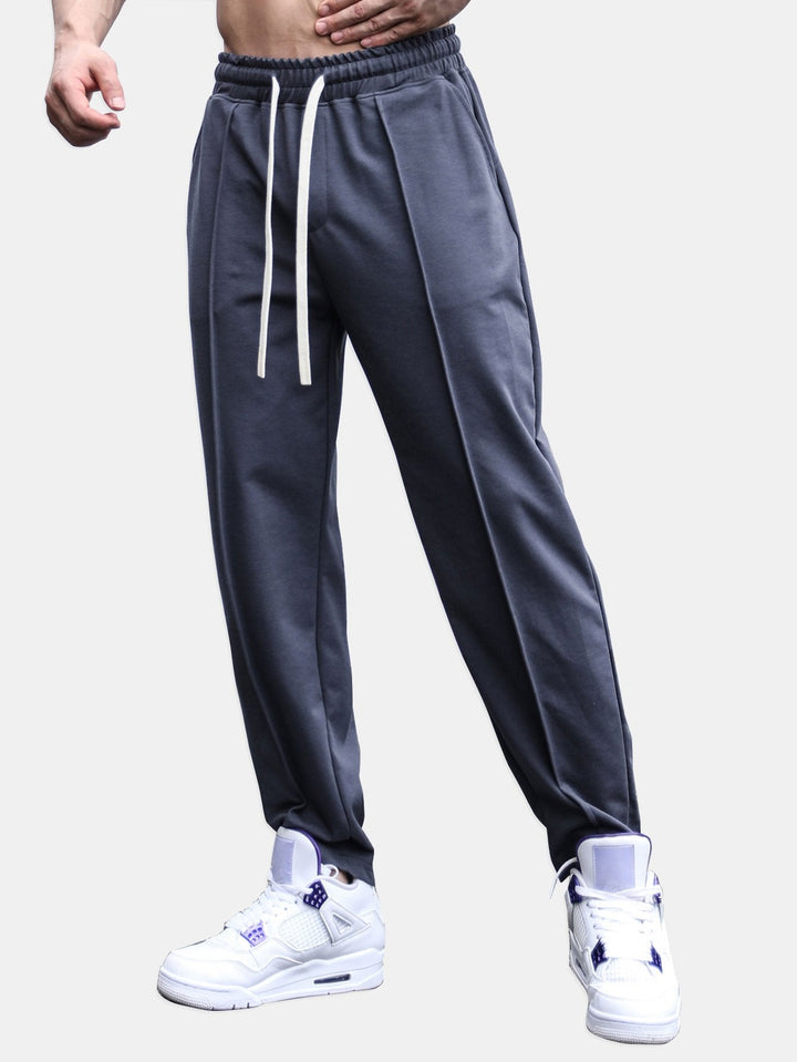Diosdado | Pantalón jogger tapered con raya marcada