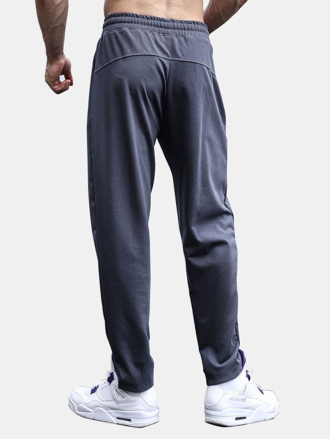 Diosdado | Pantalón jogger tapered con raya marcada