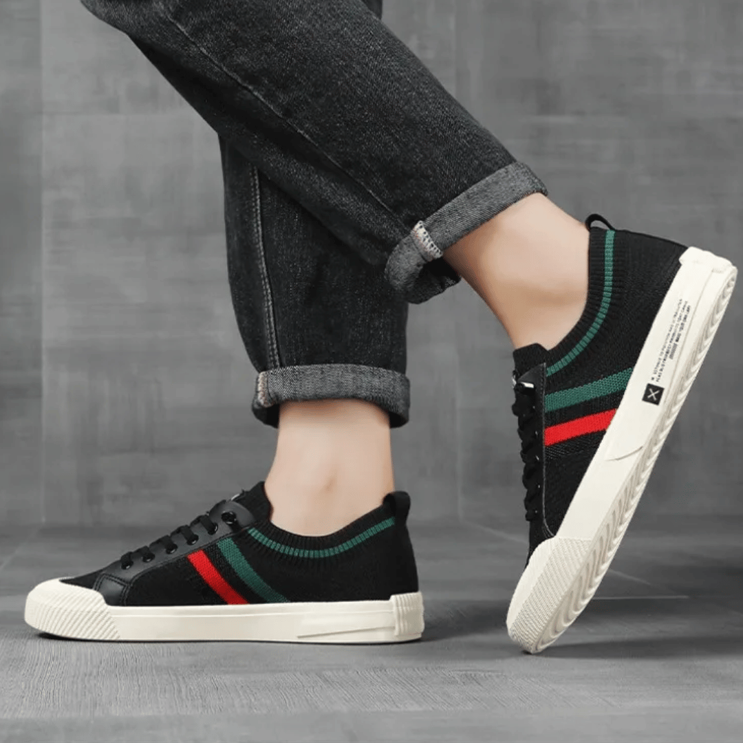 Domingo | Zapatillas de punto con franjas en contraste