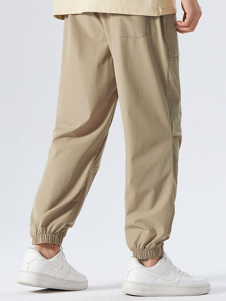 Fabricio | Pantalón cargo parachute ligero