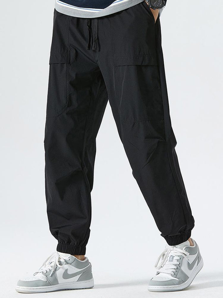 Fabricio | Pantalón cargo parachute ligero