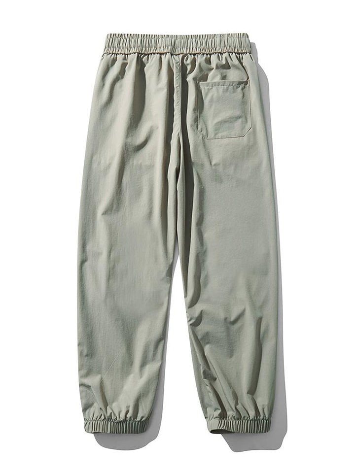 Fabricio | Pantalón cargo parachute ligero