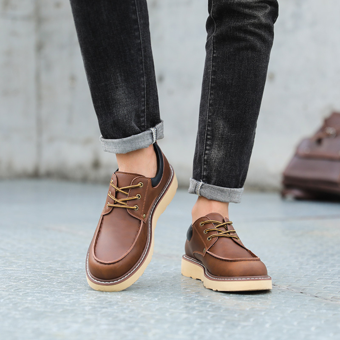 Francisco | Zapatos retro negros de cordones