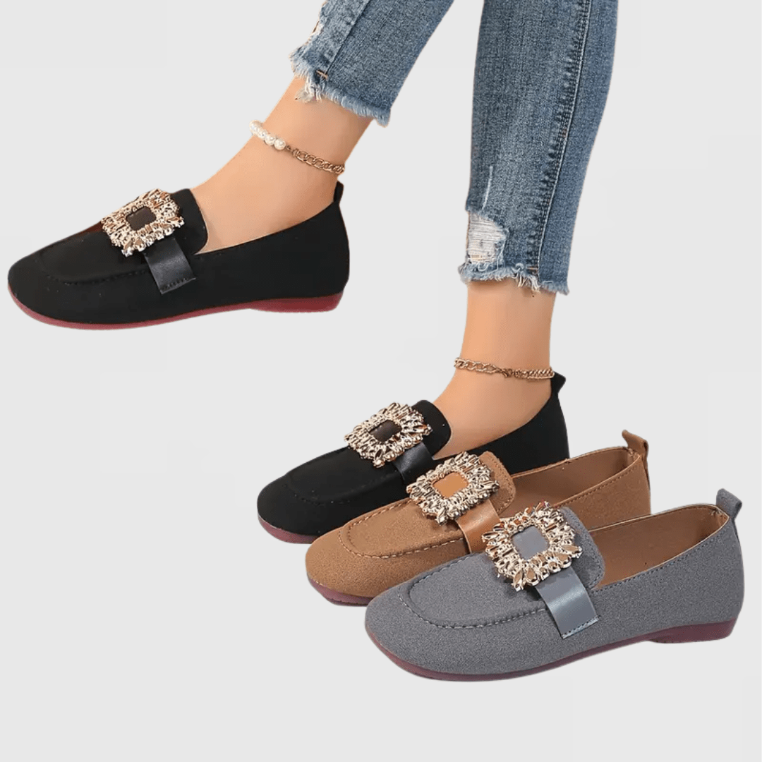 Gemma | Mocasines negros con hebilla decorativa