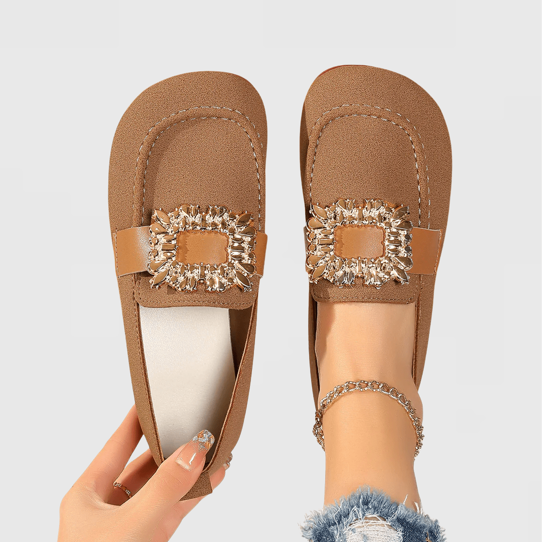 Gemma | Mocasines negros con hebilla decorativa