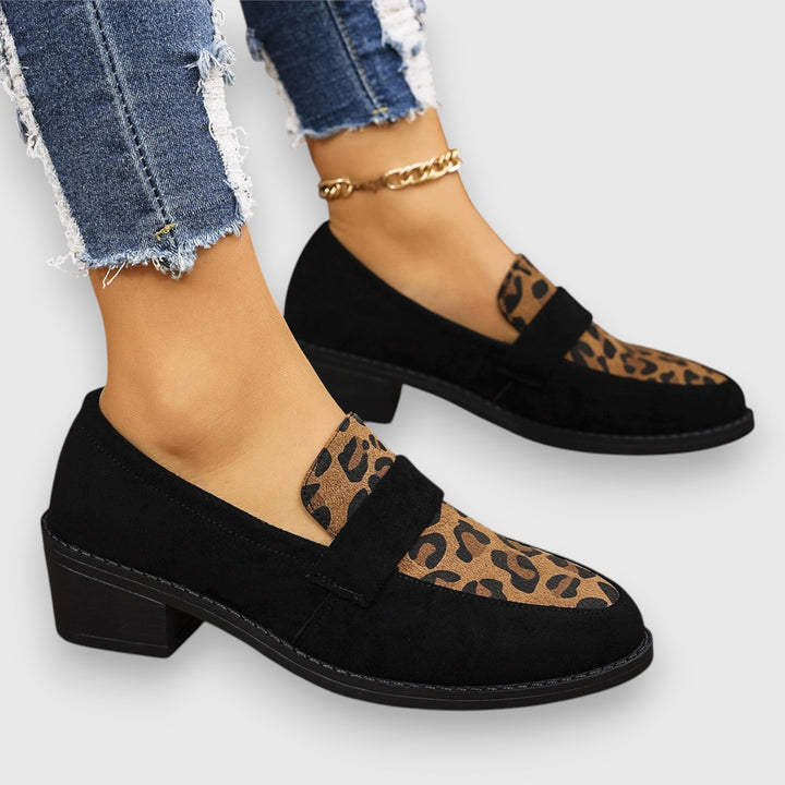 Guadalupe | Mocasines marrones con estampado animal