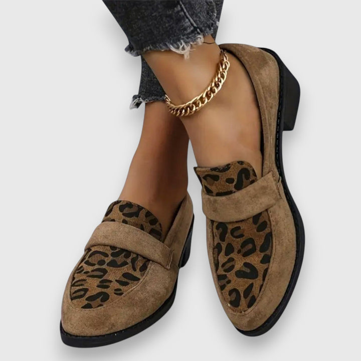 Guadalupe | Mocasines marrones con estampado animal