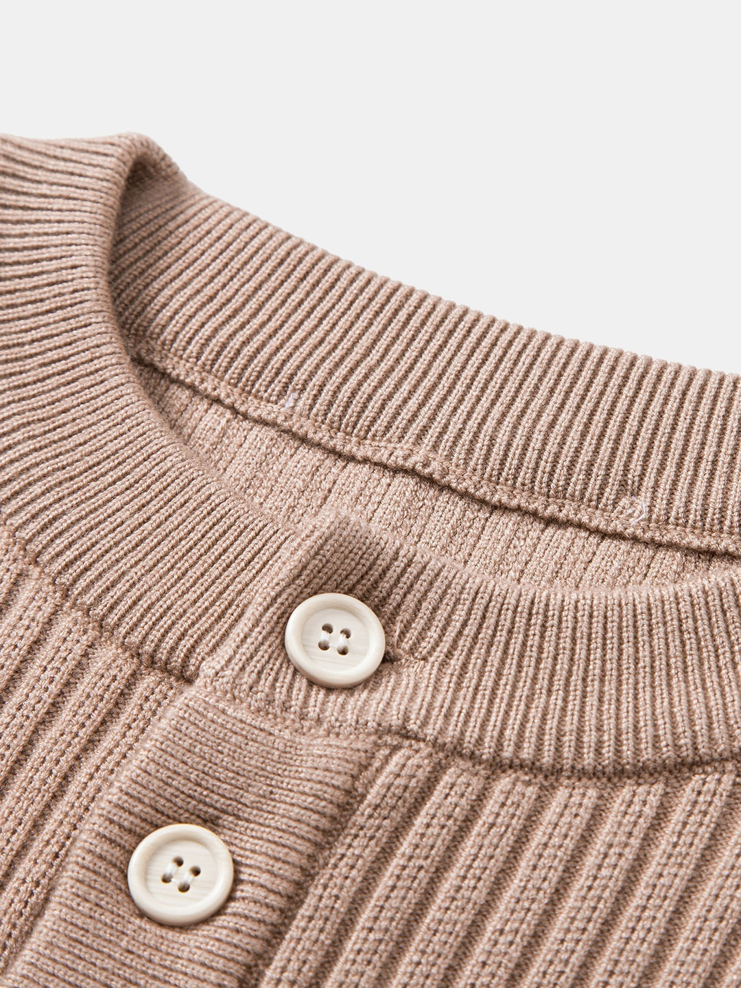 Honorio | Jersey acanalado con cuello henley