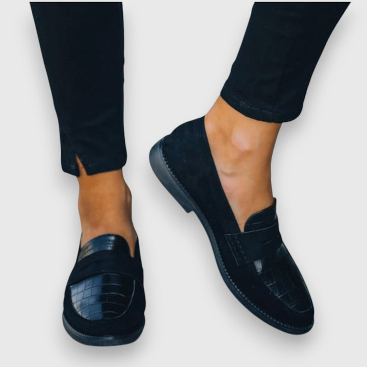 Isabel | Mocasines azul oscuro efecto coco