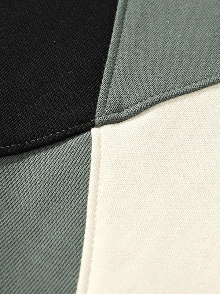 Iván | Sudadera con detalles de patchwork y bloques de color