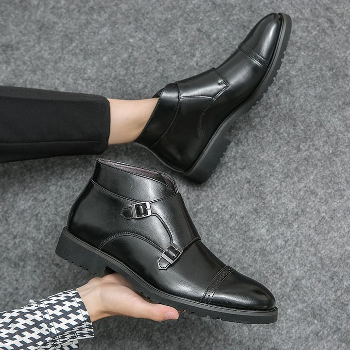 José Nicolás | Botines con doble hebilla